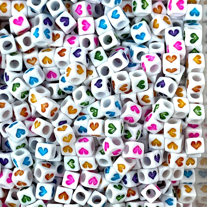 Perles en forme de cœur de cube en acrylique de 6 mm, 50 gr environ 350 pièces dans un paquet