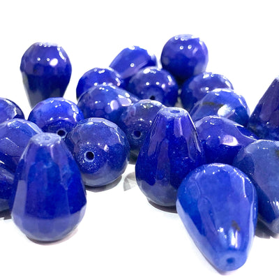 Perles de goutte de pierres précieuses taillées à la main à facettes de jade - Taille 18x13mm - Percé vertical - 4 pièces par commande