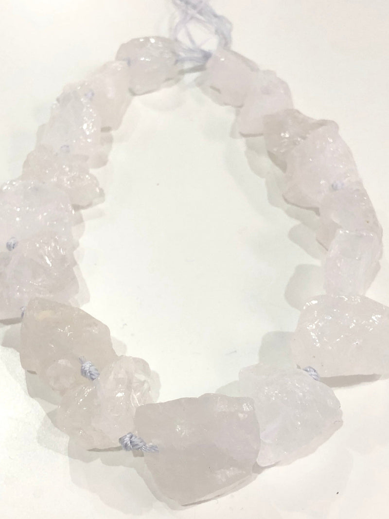 Véritables morceaux de quartz clair, pépites de perles de quartz clair brut, brin de 17 perles