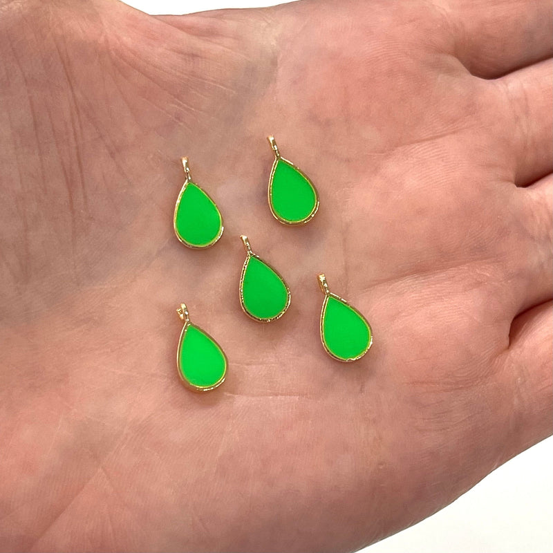 24 Karat vergoldete, neongrün emaillierte Tropfen-Charms, 5 Stück in einer Packung