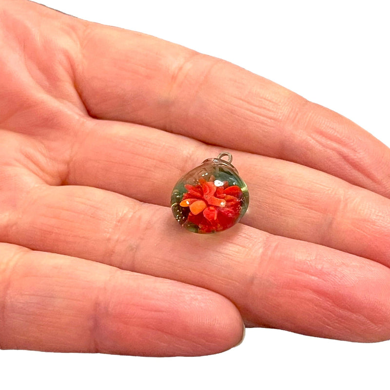 Breloque fleur rouge en verre de Murano faite à la main