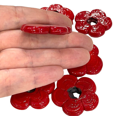 Artisan Handmade Chunky Red Glass Flower Beads, Größe zwischen 35 - 40 mm, 2 Stück in einer Packung