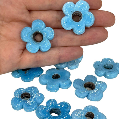 Perles de fleurs en verre bleues épaisses faites à la main artisanales, taille entre 25 et 30 mm, 2 pièces dans un paquet