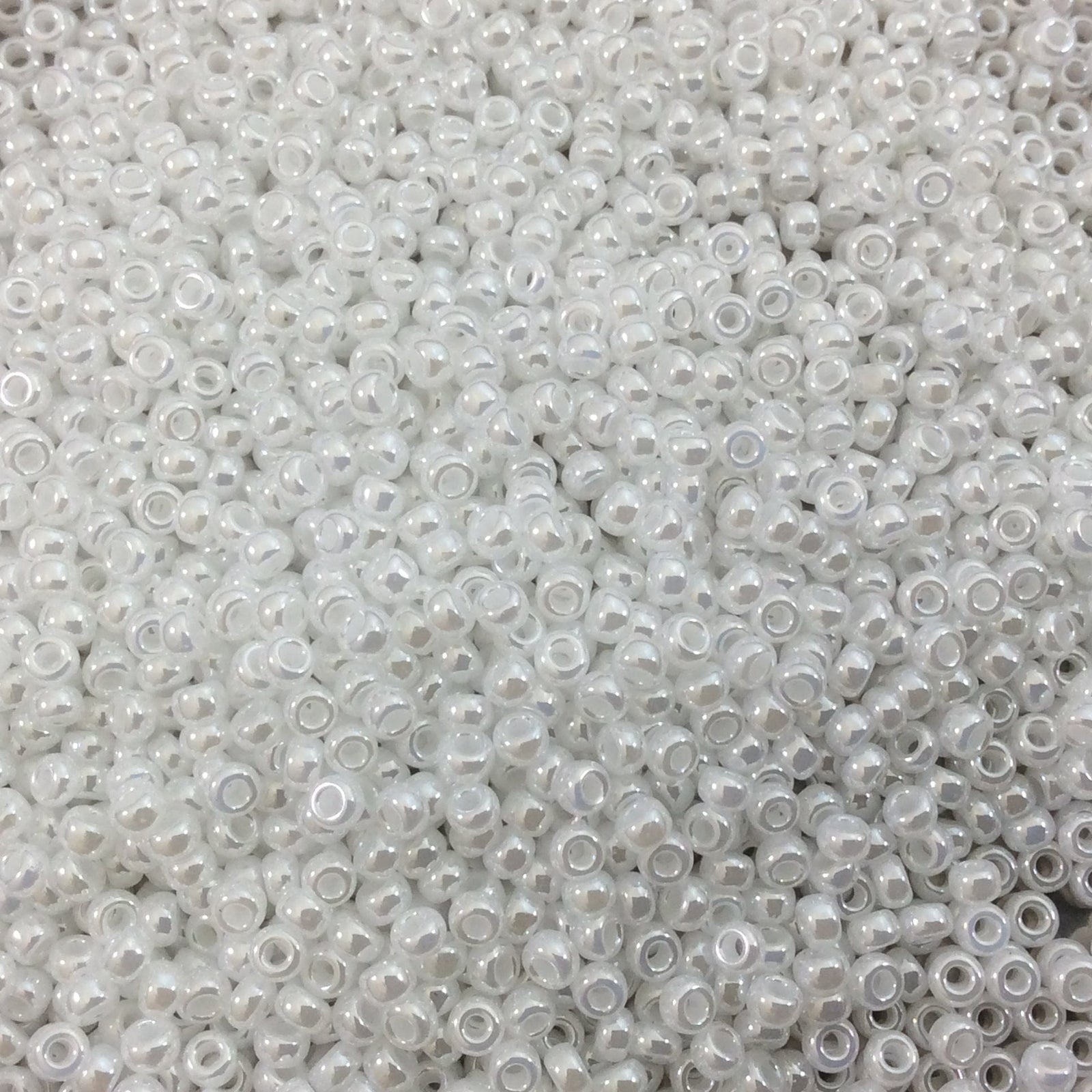 Miyuki Seed Beads 8/0 White Ceylon , 0528