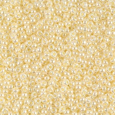 Miyuki Seed Beads 6/0  Butter Cream Ceylon, 0527 £2.25