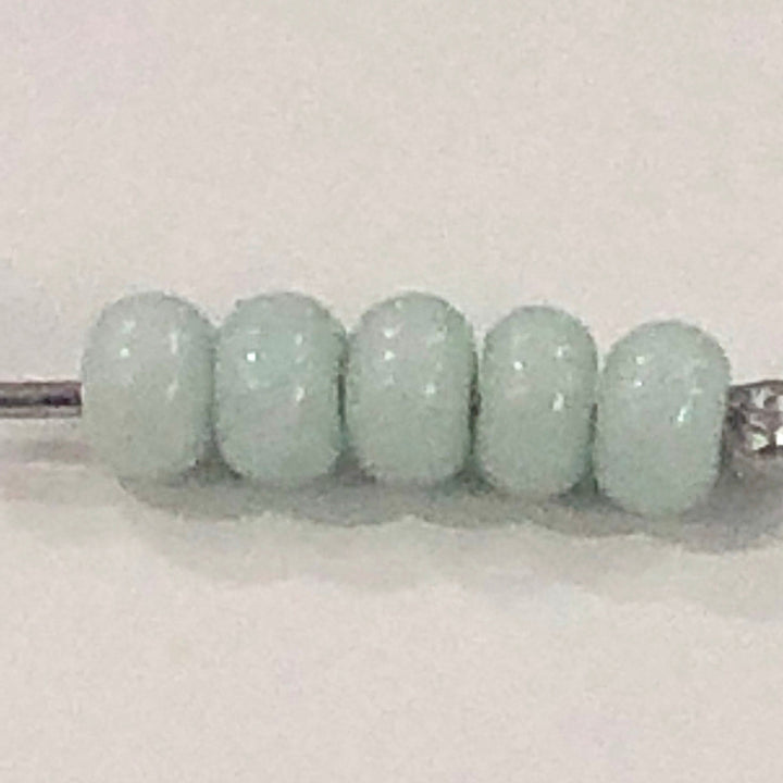 Preciosa Seed Beads 8/0 Rocailles- Round Hole-100 Gr, 03262 Green 1 Dyed Chalk White