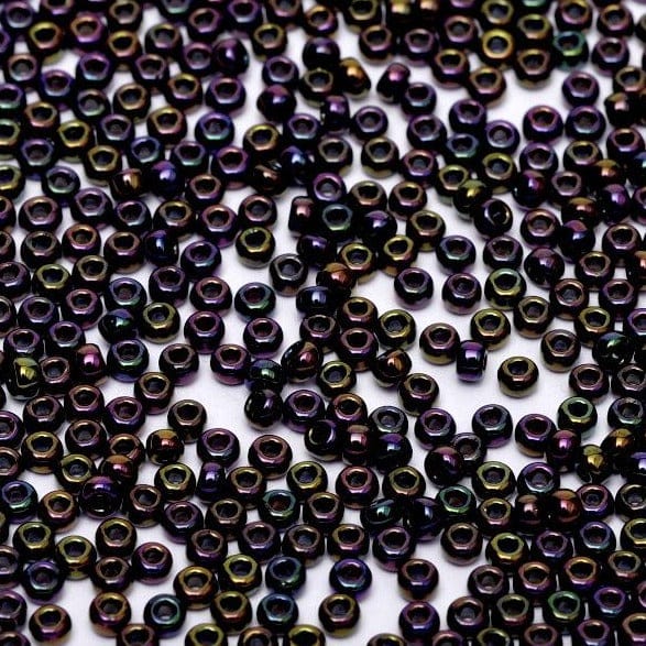 Miyuki Seed Beads 15/0,0454 - Metallic Purple Iris, 10 Gr £2.5