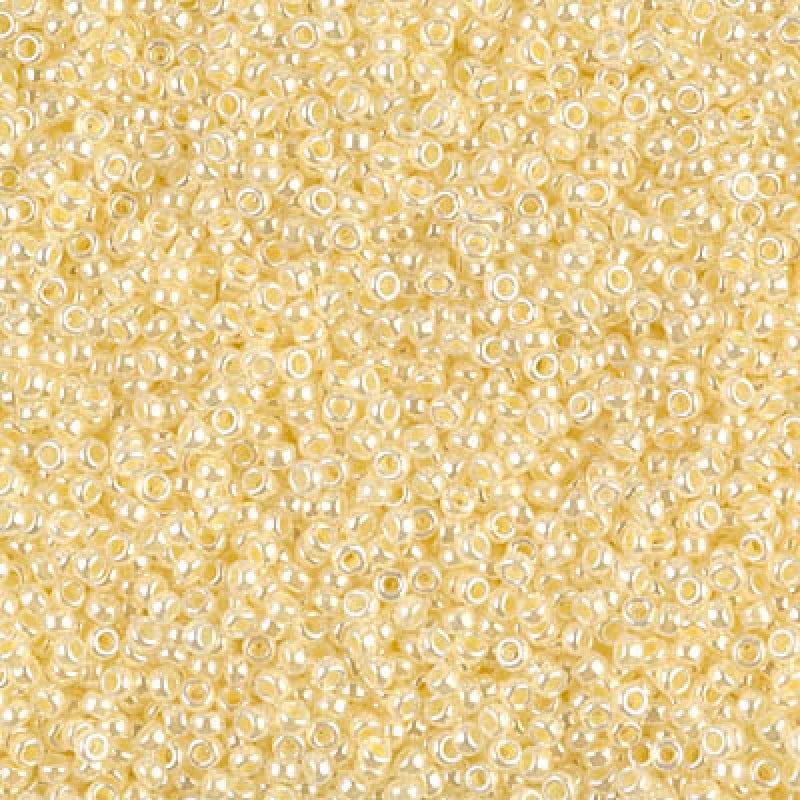 Miyuki Seed Beads 15/0,0527 - Butter Cream Ceylon, 10 Gr £2.5